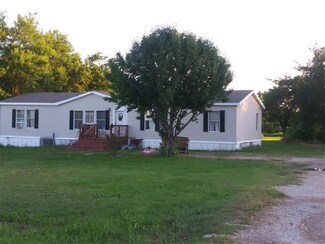 320 Bluebonnet Ln, Palmer, TX 75152