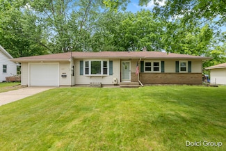 4117 Illinois Ave SW, Wyoming, MI 49509
