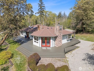 341 W Mountain View Rd, Camano Island, WA 98282