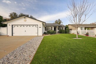 3620 Dune St, Redding, CA 96002