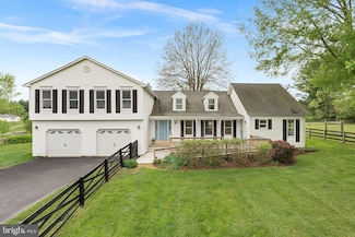 39560 Sweetfern Ln, Lovettsville, VA 20180