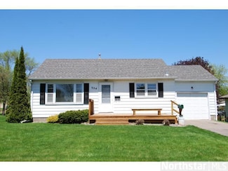 524 W 3rd St, Waconia, MN 55387