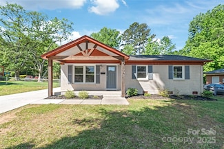 3932 Slagle Dr, Charlotte, NC 28215