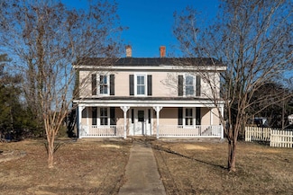 208 Weaver St, Gordonsville, VA 22942