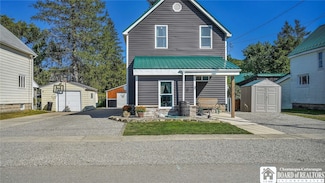 20 Pennsylvania Ave, Franklinville, NY 14737