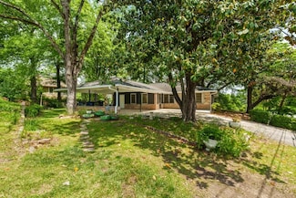 1930 Hollywood Rd NW, Atlanta, GA 30318