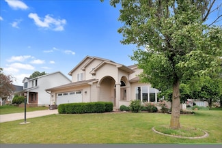 804 S Jody Dr, Mahomet, IL 61853