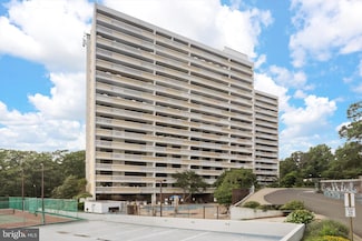 6101 Edsall Rd Unit 611, Alexandria, VA 22304