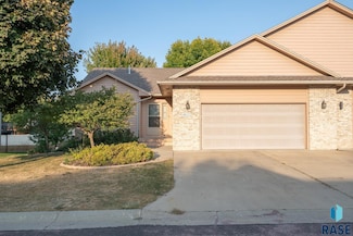 4612 E Pampas Place, Sioux Falls, SD 57110