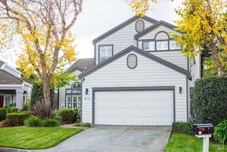 810 Wine Ct, Petaluma, CA 94954