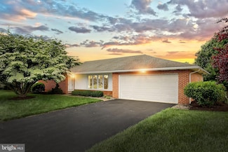 2380 Merrill Rd, York, PA 17403