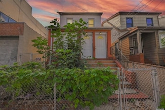 91-28 182nd Place, Jamaica, NY 11423
