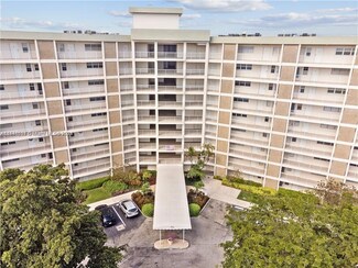 3090 N Course Dr Unit 801, Pompano Beach, FL 33069
