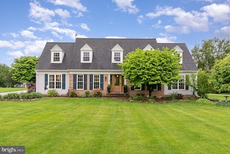 8 N Alydar Blvd, Dillsburg, PA 17019
