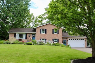 14003 N Highview Dr, Dalton, OH 44618