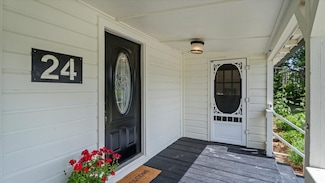 24 Novark Rd, New Waverly, TX 77358