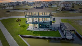 1 Loggerhead, Hitchcock, TX 77563