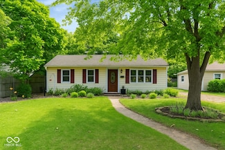 332 Campus Ln, Indianapolis, IN 46219