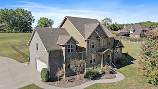 902 Dunstan Ct, Lebanon, TN 37087