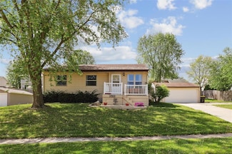 1511 Hyvue St, Adel, IA 50003