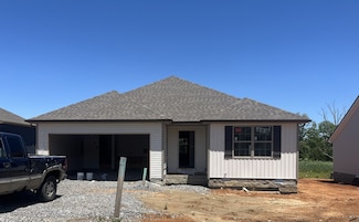1523 Fredrick Dr, Clarksville, TN 37042