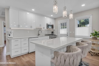 657 Summit Ave, Kenilworth, NJ 07033