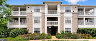 8079 Lacy Dr Unit 203, Manassas, VA 20109