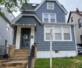 171-37 Bagley Ave, Flushing, NY 11358