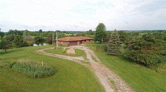 49483 270th Ave, Chariton, IA 50049