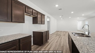 562 Belle Springs Ln, Conroe, TX 77301