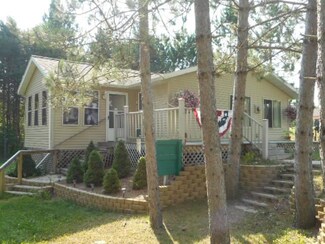 1128 M-135 Rd, McMillan, MI 49853