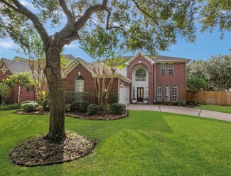 3139 Summer Bay Dr, Sugar Land, TX 77478