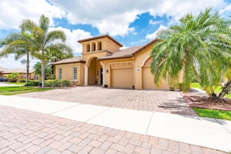 885 SW Grand Reserves Blvd, Port St. Lucie, FL 34986