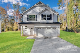 3549 Lake Rd, Charlotte, NC 28269