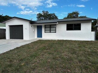 728 N C St, Lake Worth, FL 33460