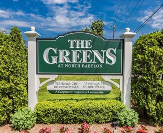 742 Deer Park Ave Unit 8A, North Babylon, NY 11703