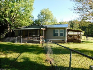 5704 & 5700 Pine Swamp Rd, Sparta, NC 28675