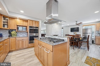936 Meetinghouse Rd, Upper Chichester, PA 19061