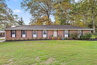 4524 W Ravenwood Dr, Chattanooga, TN 37415