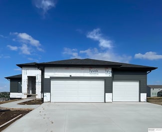 10915 N 161st Ave, Bennington, NE 68007
