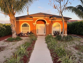 731 S J St, Lake Worth, FL 33460