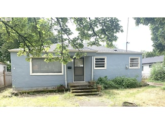 2745 SE 28th Place, Portland, OR 97202