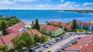 3630 41st Way S Unit E, Saint Petersburg, FL 33711