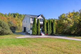 49 Emerys Bridge Rd, South Berwick, ME 03908
