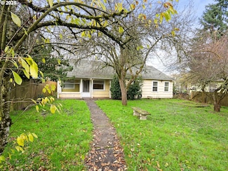 6525 N Montana Ave, Portland, OR 97217