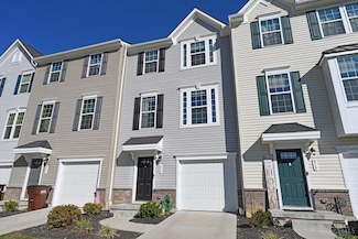 808 Blackcomb Dr, Newtown, OH 45244
