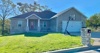 1347 Thomas Dr, Rolla, MO 65401