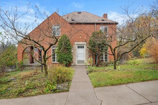 2800 Fernwald Rd, Pittsburgh, PA 15217