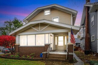 1020 W Oakdale Dr, Fort Wayne, IN 46807