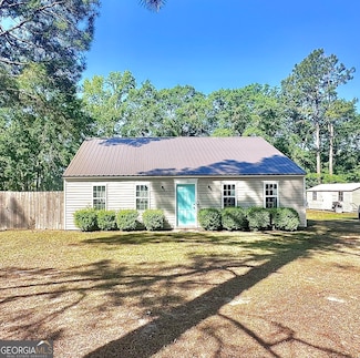 307 Longwood Dr, Statesboro, GA 30461